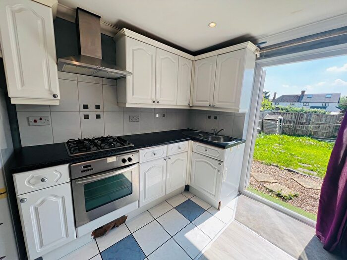 1 Bedroom Maisonette To Rent In School Lane, Maidenhead, SL6