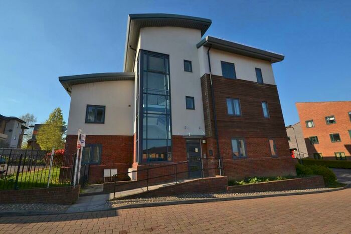 1 Bedroom Apartment To Rent In Dunthorne Way, Grange Farm, Milton Keynes, Buckinghamshire, MK8