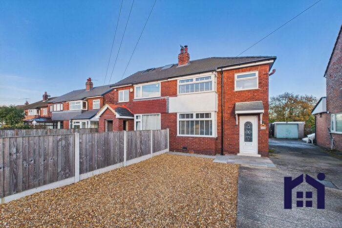 3 Bedroom Semi-Detached House For Sale In Longworth Avenue, Coppull, PR7