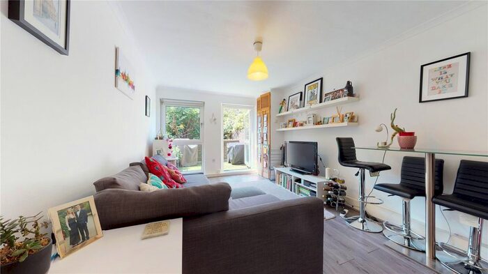 1 Bedroom Flat To Rent In Elia Street, Islington, London, N1