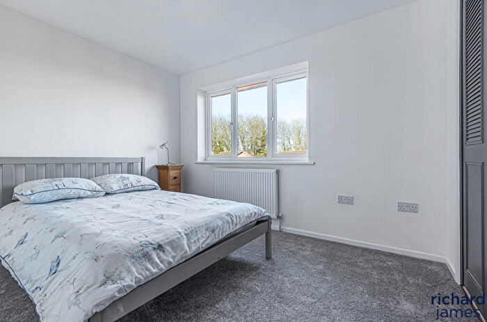 4 Bedroom Detached House For Sale In The Willows, Highworth, Highworth, SN6