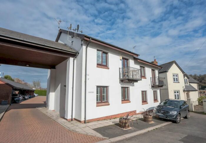 3 Bedroom Semi-Detached House To Rent In Hanbury Close, Caerleon, NP18