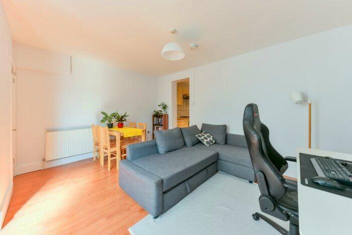 1 Bedroom Apartment To Rent In Grummant Road London, SE15