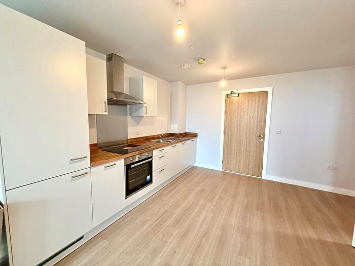 1 Bedroom Apartment To Rent In Trafford Gardens, Old Trafford, M16