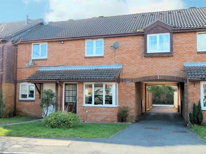 3 Bedroom Terraced House To Rent In Knotgrass Road, Locks Heath, SO31