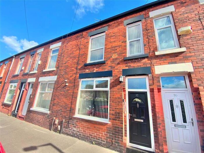 Houses for sale & to rent in M18 7NS, Whitsbury Avenue, Gorton South