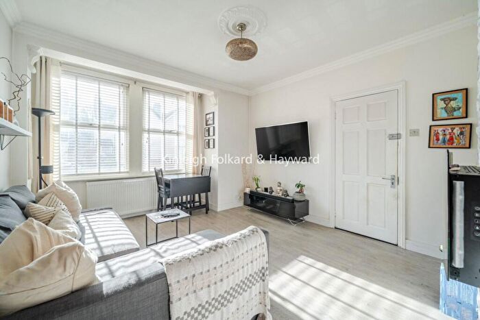 1 Bedroom Maisonette To Rent In St. Marks Road, Mitcham, CR4