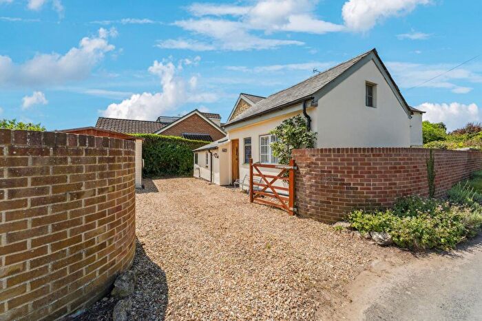 4 Bedroom Detached House To Rent In Sheldon Road, Ickford, HP18