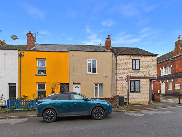 2 Bedroom Terraced House For Sale In High Street, Gloucester, GL1