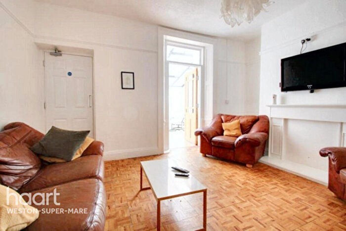 3 Bedroom Terraced House For Sale In Alfred Street, Weston-Super-Mare, BS23