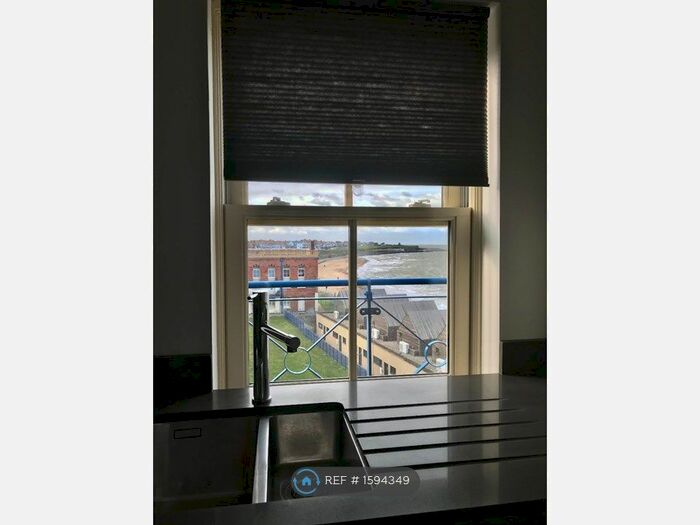 3 Bedroom Flat To Rent In Charlotte Court, Margate, CT9