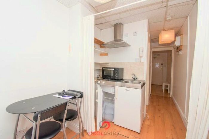 Studio To Rent In Kember Street, London, N1