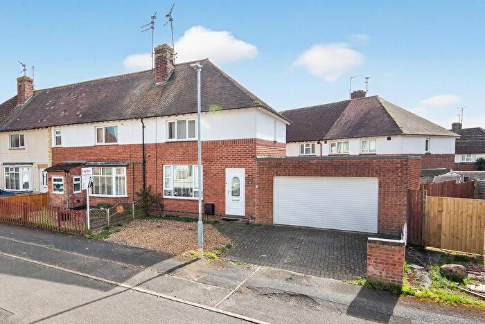 2 Bedroom Semi-Detached House For Sale In Cherry Road, Kettering, NN16