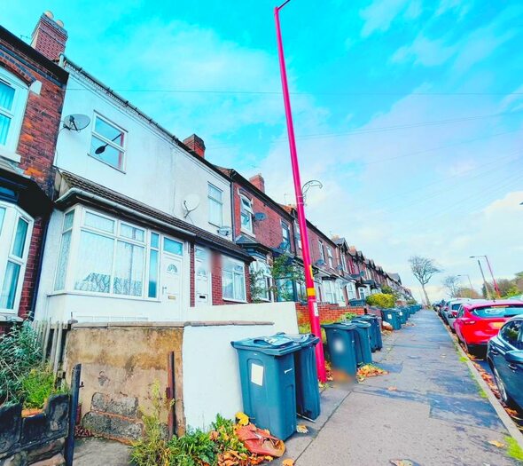 3 Bedroom House To Rent In Crocketts Road, Birmingham, B21