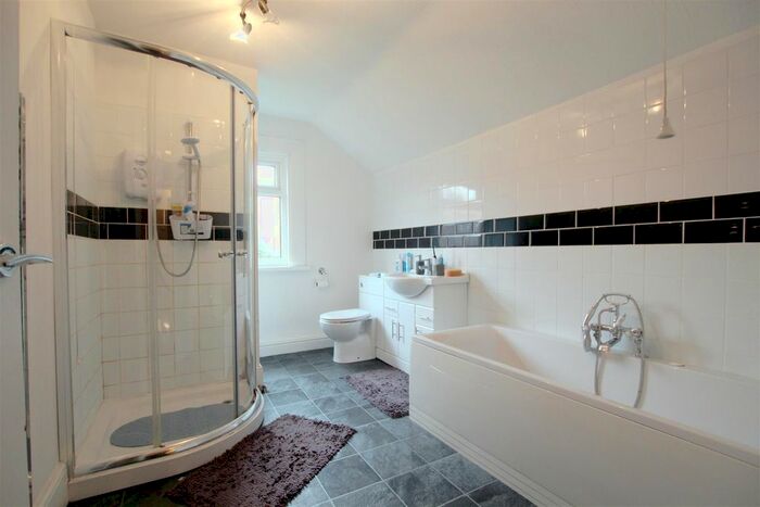 3 Bedroom Terraced House To Rent In Victoria Street, Irthlingborough, Wellingborough NN9