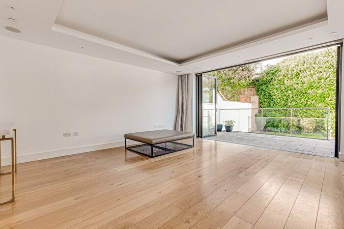 3 Bedroom Terraced House To Rent In Rainsborough Square, Fulham Broadway, SW6