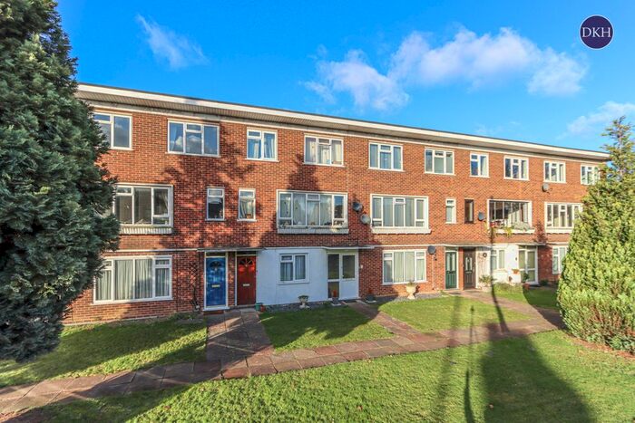 3 Bedroom Flat To Rent In Uxbridge Road, Rickmansworth WD3