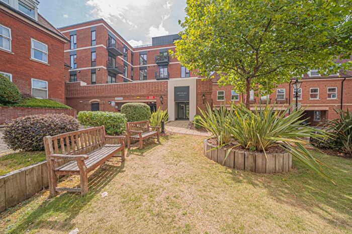 2 Bedroom Apartment For Sale In Homer Road, Solihull, B91