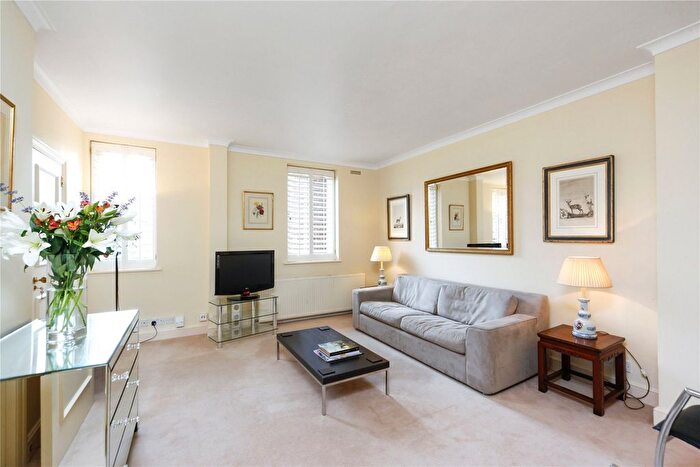 Studio To Rent In Tedworth Square, Chelsea, SW3