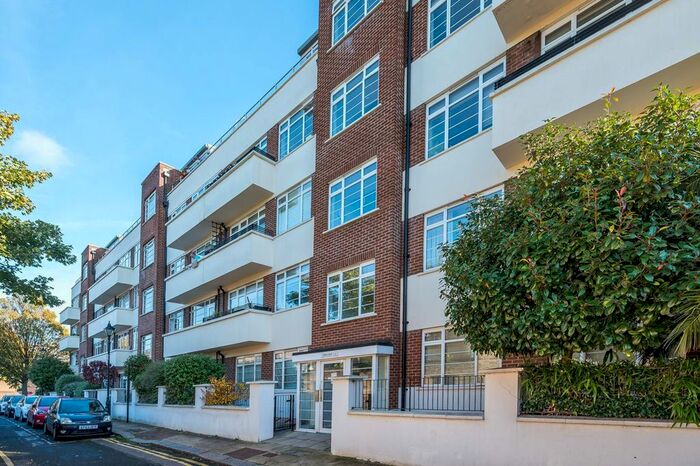 2 Bedroom Flat For Sale In Osier Court, Osier Street, Stepney, London, E1