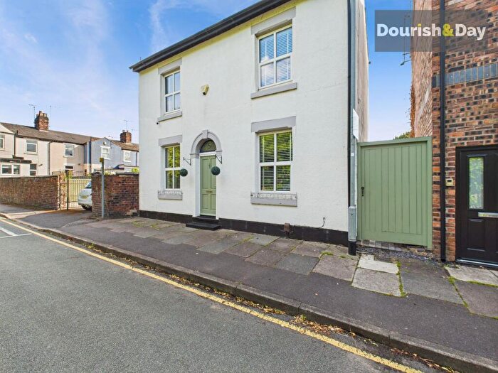 3 Bedroom Detached House For Sale In South Street, Stafford, ST16