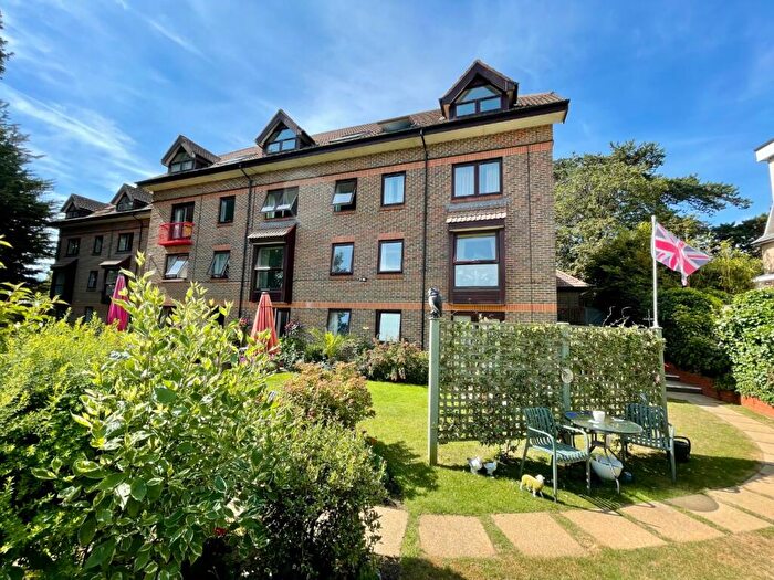 1 Bedroom Apartment To Rent In Grosvenor Court, Suffolk Road, Bournemouth, Dorset, BH2