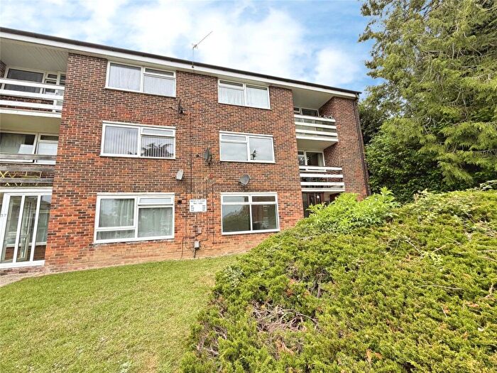 2 Bedroom Flat To Rent In The Elms, Andover, Hampshire, SP10