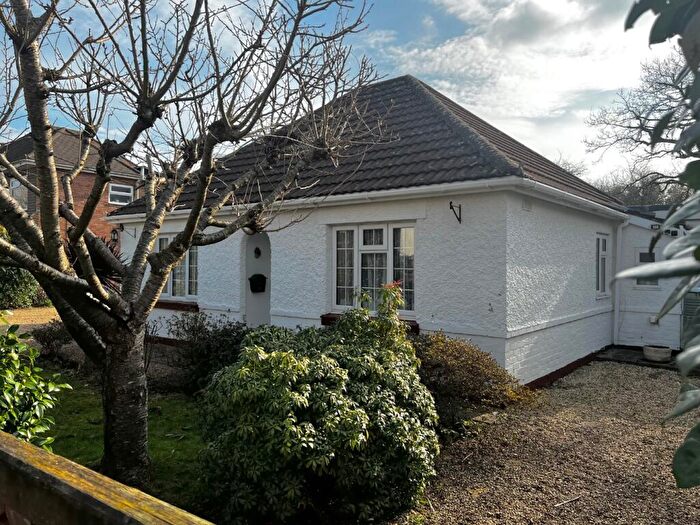 3 Bedroom Bungalow For Sale In Larch Avenue, Holbury, Southampton, Hampshire, SO45