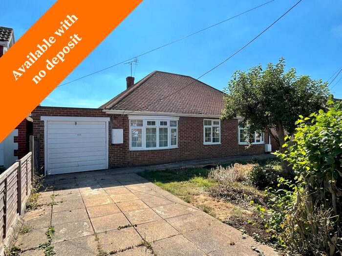 3 Bedroom Detached Bungalow To Rent In Oakgrove Road, Bishopstoke, Eastleigh, SO50
