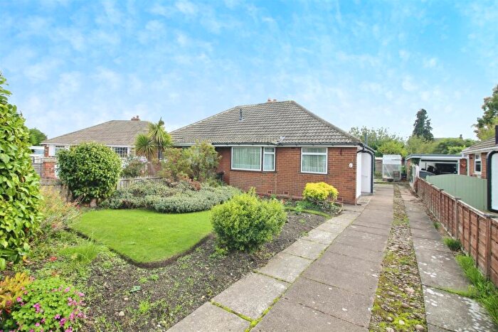 2 Bedroom Semi-Detached Bungalow For Sale In South View, Rothwell, Leeds, LS26