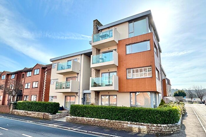 2 Bedroom Flat For Sale In Ilminster Road, Swanage, BH19