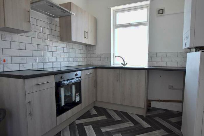 1 Bedroom Flat To Rent In High Street, Worsbrough Dale, Barnsley, S70