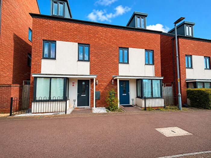 4 Bedroom Semi-Detached House To Rent In Apollo Avenue, Milton Keynes, MK11