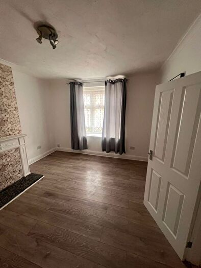3 Bedroom Terraced House To Rent In Aylmer Road, Dagenham, RM8