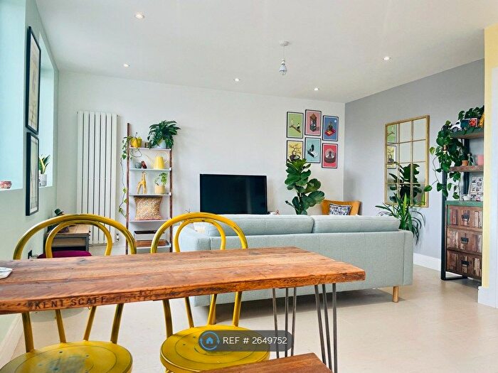 1 Bedroom Flat To Rent In Squirries Street, London, E2