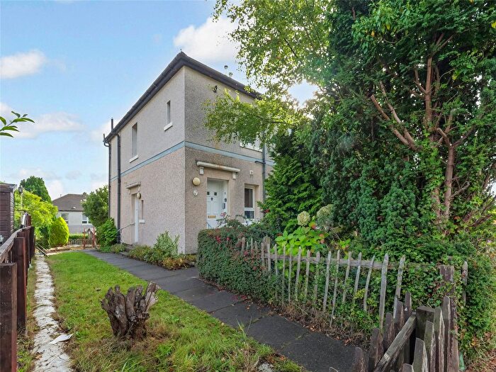 2 Bedroom Flat For Sale In Dryad Street, Thornliebank, Glasgow, Glasgow City, G46