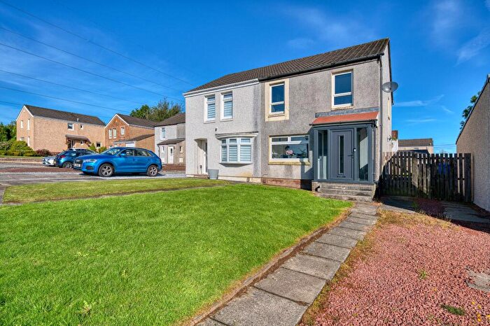 3 Bedroom Semi-Detached House For Sale In Alloway Gardens, Hamilton, ML3