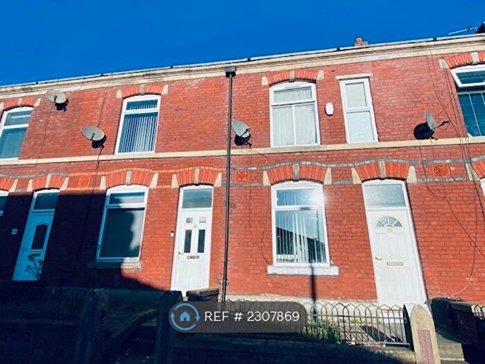 2 Bedroom Terraced House To Rent In Hurst Street, Bury, BL9