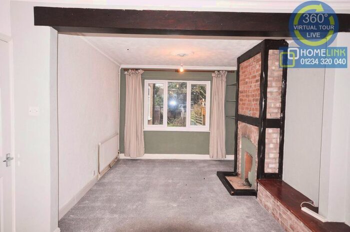 3 Bedroom Semi-Detached House To Rent In Birchdale Avenue, Kempston, Bedford, MK42