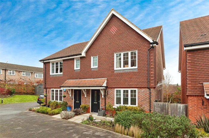 3 Bedroom Semi Detached House For Sale In Cygnets Close, Redhill, Surrey, RH1