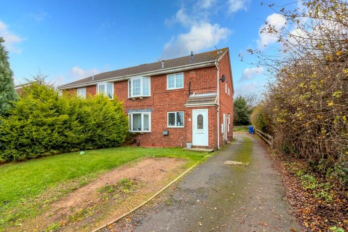 2 Bedroom Apartment To Rent In Cranford Gardens, Royston, Barnsley, S71