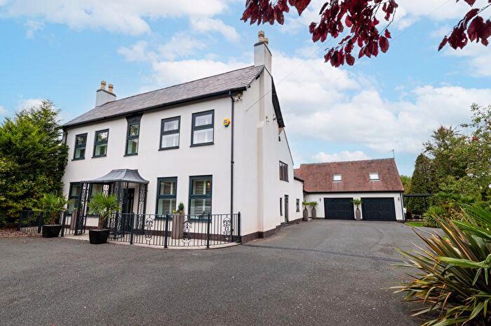 6 Bedroom Detached House For Sale In Bulls Lane, Wishaw, Sutton Coldfield, B76