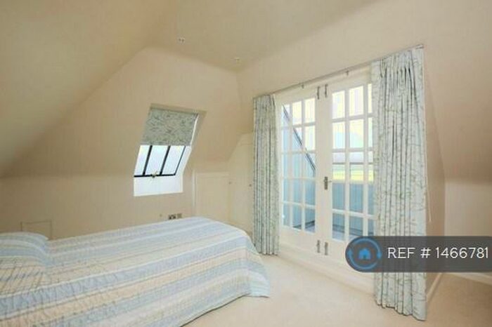 2 Bedroom Detached House To Rent In Prestondene Coach House, Pathhead, EH37