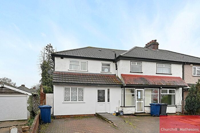 4 Bedroom End Terrace House For Sale In Costons Avenue, Greenford, UB6