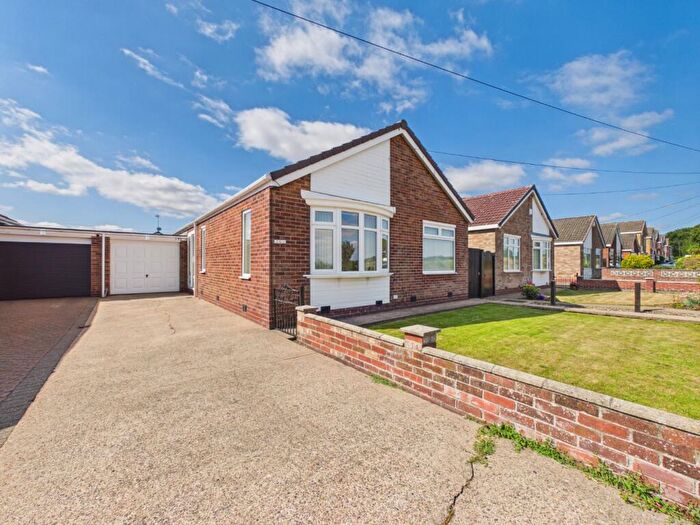 2 Bedroom Bungalow For Sale In Well Lane, Willerby, Hull, HU10