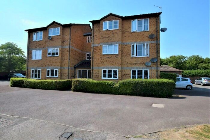 1 Bedroom Flat To Rent In Kestrel Way, Bicester, Oxfordshire, OX26