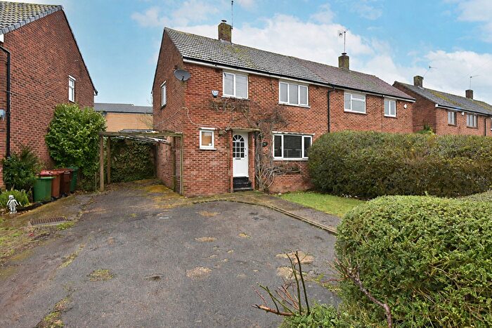 3 Bedroom Semi Detached House For Sale In Chace Avenue, Potters Bar, EN6