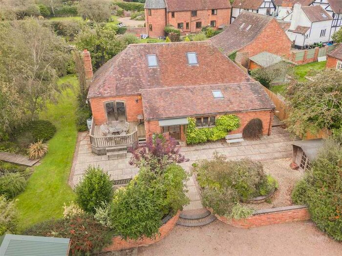 3 Bedroom Barn Conversion Character Property For Sale In Dingle Road, Leigh, Worcester, WR6