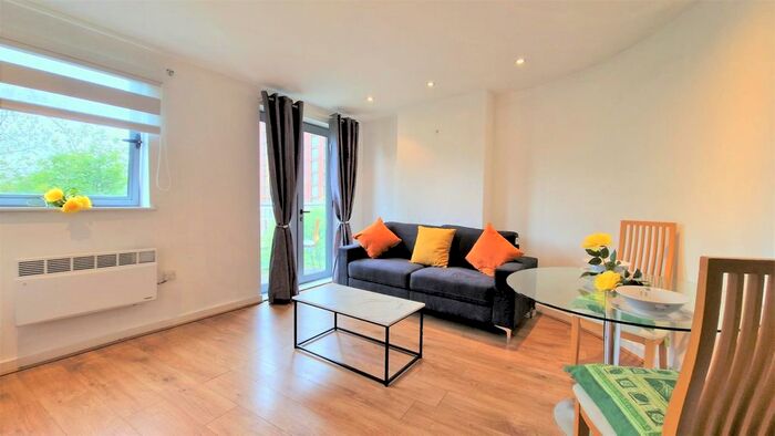 1 Bedroom Property To Rent In Beringa, City Island, Leeds, LS12