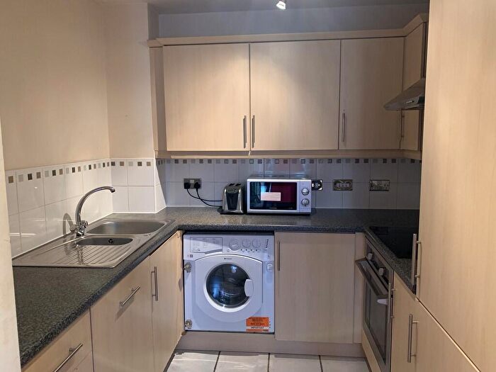 2 Bedroom Apartment To Rent In Bath Row, Birmingham, B15